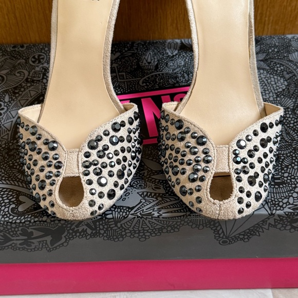 MIX NO. 6 • Stilettos - Size 7.5 - Picture 5 of 16